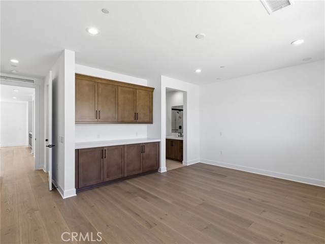 Detail Gallery Image 37 of 48 For 22849 W Seaqua Cir, Chatsworth,  CA 91311 - 6 Beds | 6/1 Baths