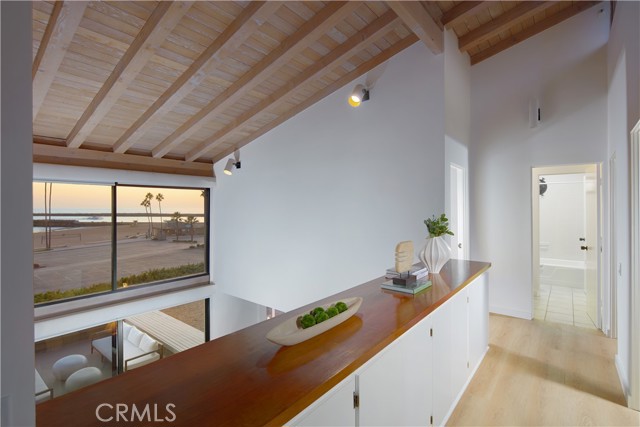 Detail Gallery Image 24 of 33 For 3024 Breakers Dr, Corona Del Mar,  CA 92625 - 7 Beds | 5/1 Baths