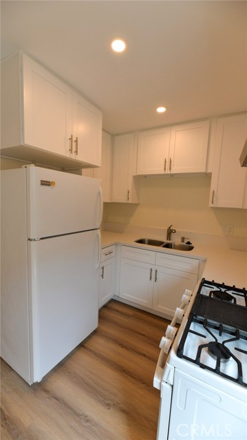 Detail Gallery Image 5 of 16 For 218 Avenida Rosa #3,  San Clemente,  CA 92672 - 2 Beds | 1/1 Baths
