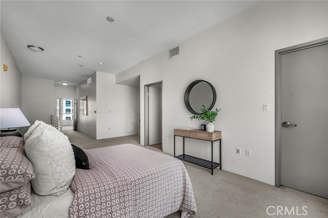 Detail Gallery Image 22 of 52 For 285 W 6th #331,  San Pedro,  CA 90731 - 2 Beds | 2/1 Baths