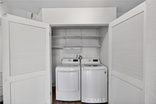 Image 23 of 68 For 22425 Shore View Court