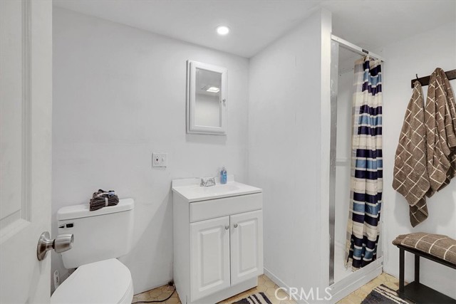 Image 21 of 54 For 18123 Joy Circle