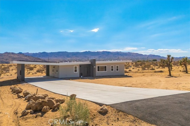 Detail Gallery Image 1 of 64 For 62455 Crestview Dr, Joshua Tree,  CA 92252 - 2 Beds | 2 Baths