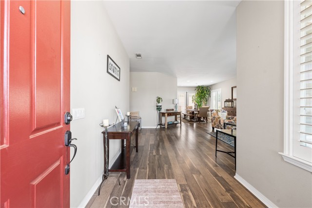 42639 Biscay, Lancaster CA: https://media.crmls.org/medias/d60dca92-000f-41b9-bf18-d4f86da5c107.jpg