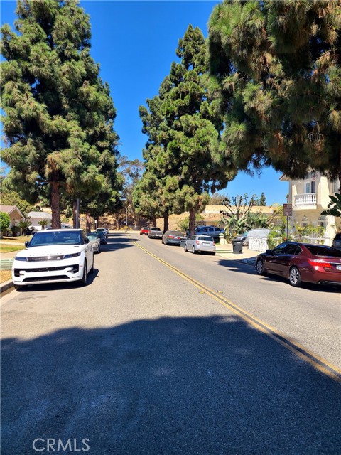 Detail Gallery Image 27 of 29 For 830 Ponderosa St, Orange,  CA 92866 - 2 Beds | 2 Baths