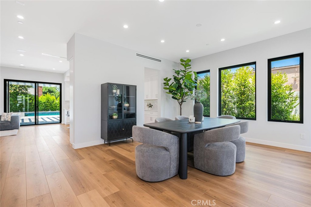 251 S Griffith Park DriveBurbank image #7