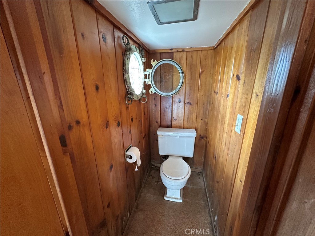 https://media.crmls.org/medias/d60fff8d-1983-47ca-9214-1e570c100044.jpg?preset=X-Large