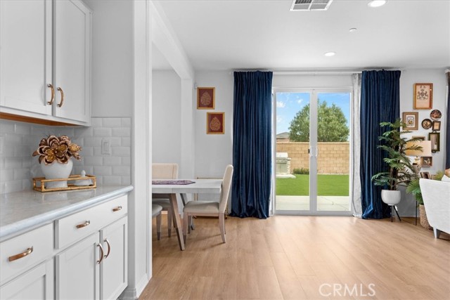 Detail Gallery Image 18 of 43 For 34490 Bloomberry, Murrieta,  CA 92563 - 3 Beds | 2/1 Baths