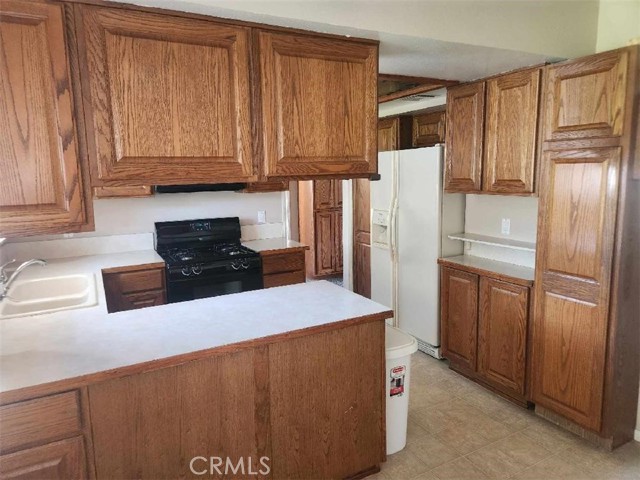 Detail Gallery Image 15 of 19 For 11171 Midway, Los Alamitos,  CA 90720 - 3 Beds | 2 Baths