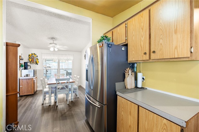 1097 N State Street, Hemet CA: https://media.crmls.org/medias/d6111e73-e904-4552-853f-ef12ff8de498.jpg