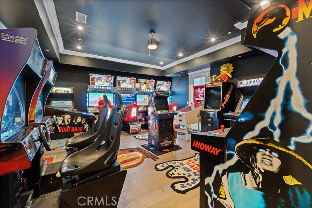 Detail Gallery Image 51 of 59 For 17528 Jayden Ln, Encino,  CA 91316 - 7 Beds | 10/1 Baths