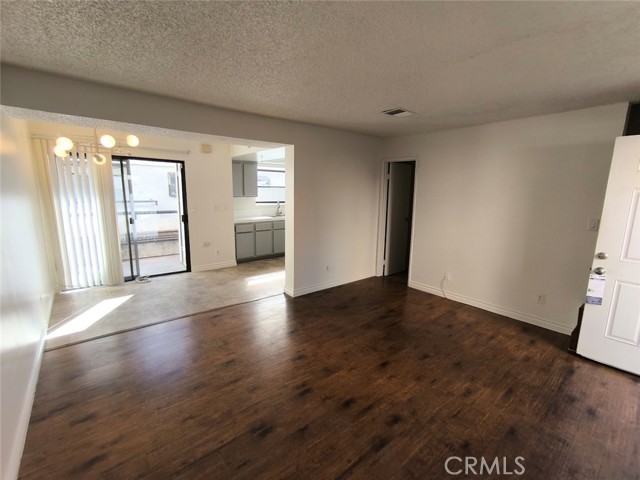 Detail Gallery Image 2 of 16 For 125 N 3rd St #D,  Alhambra,  CA 91801 - 2 Beds | 2 Baths
