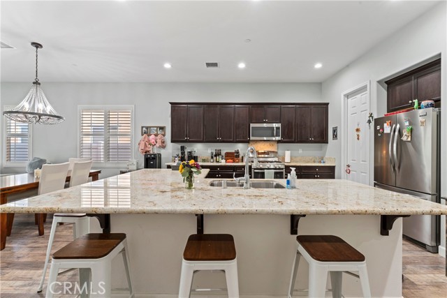 1544 Big Horn, Beaumont CA: https://media.crmls.org/medias/d61228de-fc22-4534-865d-624e74c2776e.jpg