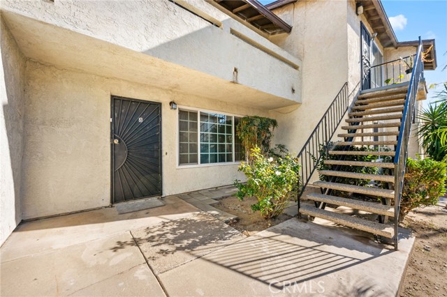 Detail Gallery Image 5 of 41 For 17425 Arrow Bl #8,  Fontana,  CA 92335 - 2 Beds | 1/1 Baths
