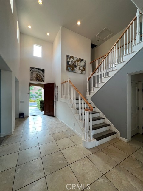Detail Gallery Image 12 of 18 For 21 Plaza Modena, Lake Elsinore,  CA 92532 - 4 Beds | 3/1 Baths