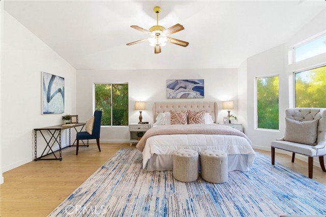 Detail Gallery Image 36 of 67 For 28360 Easton Ln, Saugus,  CA 91350 - 5 Beds | 3 Baths