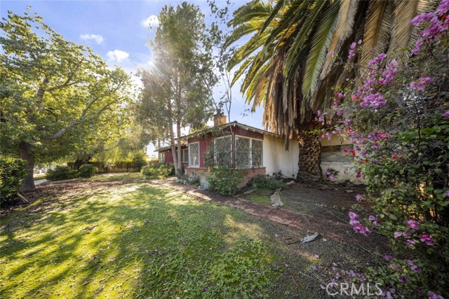 Detail Gallery Image 3 of 30 For 7719 Yolanda Ave, Reseda,  CA 91335 - 2 Beds | 1 Baths