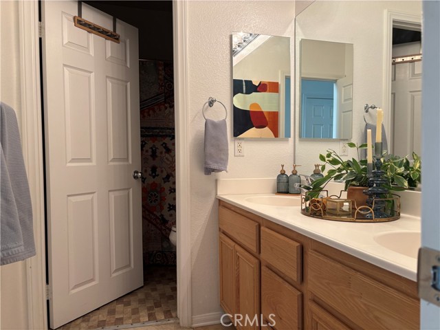 Detail Gallery Image 13 of 20 For 12282 Iron Stone Dr, Rancho Cucamonga,  CA 91739 - 5 Beds | 2/1 Baths