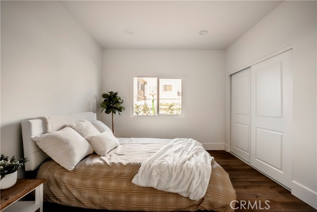 Image 14 of 32 For 26868 Canyon End Road