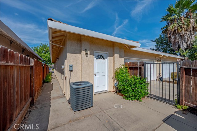 Detail Gallery Image 6 of 46 For 3584 Gateway Pl, Merced,  CA 95340 - 3 Beds | 2 Baths