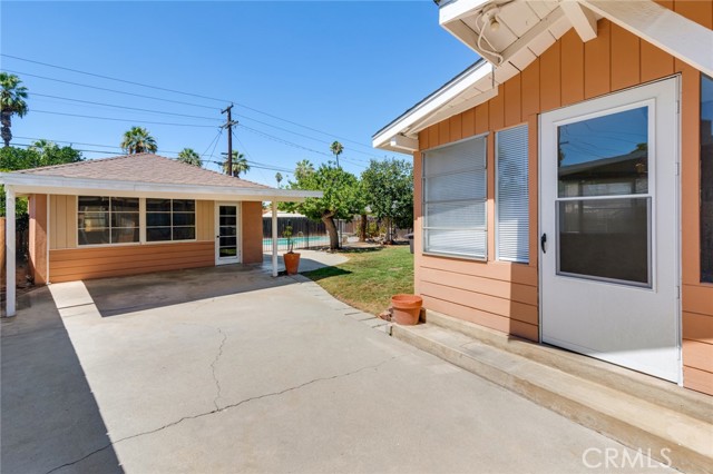 6831 Coronado Way, Riverside CA: https://media.crmls.org/medias/d6166773-b8c3-49c3-a60c-4194aca3b147.jpg