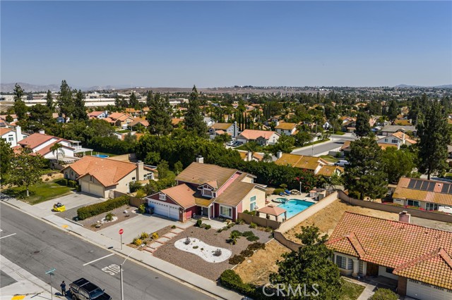 245 Cottonwood Avenue, Riverside CA: https://media.crmls.org/medias/d61678e4-79a9-4f7c-96c3-ecdaf2242559.jpg