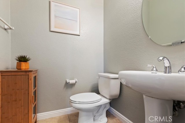 Detail Gallery Image 12 of 55 For 26273 Palm Tree Ln, Murrieta,  CA 92563 - 5 Beds | 3/1 Baths