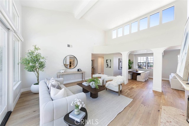 Detail Gallery Image 9 of 44 For 90 Ocean Vista, Newport Beach,  CA 92660 - 2 Beds | 2/1 Baths