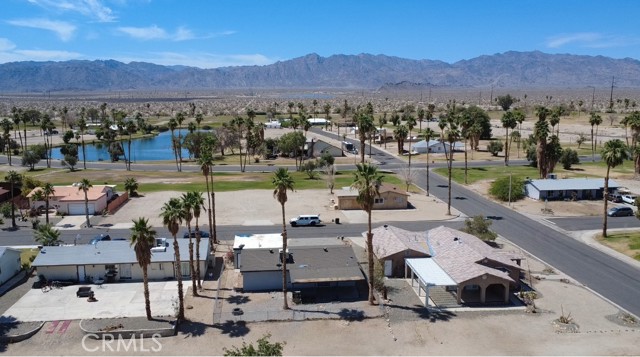 44040 Shadow Way, Desert Center CA: https://media.crmls.org/medias/d61aba3d-3584-4f95-950f-3e50e37f57fc.jpg