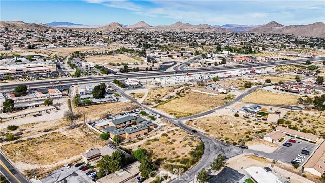 Detail Gallery Image 15 of 30 For 15750 Olalee Rd, Apple Valley,  CA 92307 - – Beds | – Baths