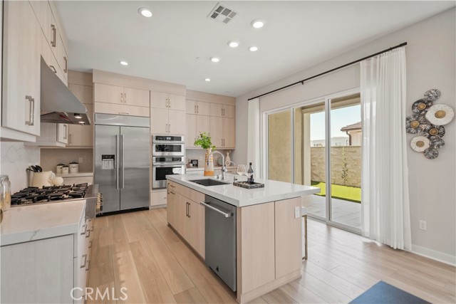 251 Brackens, Lake Forest CA: https://media.crmls.org/medias/d61b7cac-a002-47d9-9fa2-408eb5b67c2e.jpg