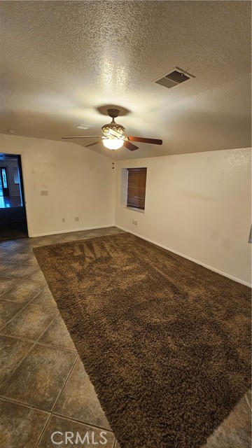 Detail Gallery Image 12 of 18 For 141 Pleasant View Ave, Colton,  CA 92324 - 2 Beds | 2 Baths