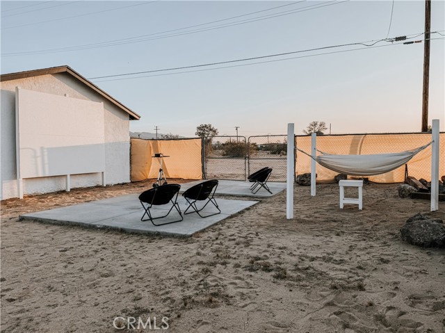 Detail Gallery Image 14 of 16 For 5050 1st, Joshua Tree,  CA 92252 - 2 Beds | 1 Baths