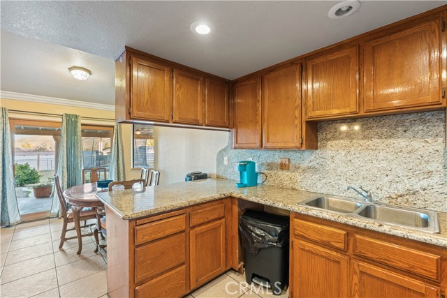 Detail Gallery Image 14 of 53 For 7503 Pismo, Hesperia,  CA 92345 - 4 Beds | 2 Baths