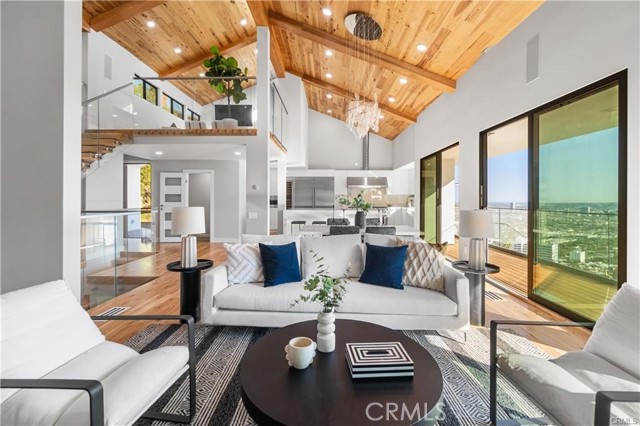 Detail Gallery Image 7 of 55 For 8566 Hollywood Bld, Los Angeles,  CA 90069 - 6 Beds | 6/1 Baths