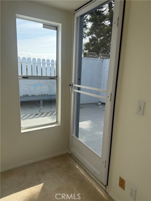 Detail Gallery Image 17 of 19 For 1937 Euclid, Santa Monica,  CA 90404 - 2 Beds | 3/1 Baths