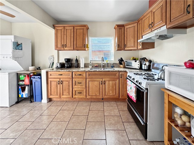 Detail Gallery Image 9 of 38 For 2676 Roseview, Los Angeles,  CA 90065 - – Beds | – Baths