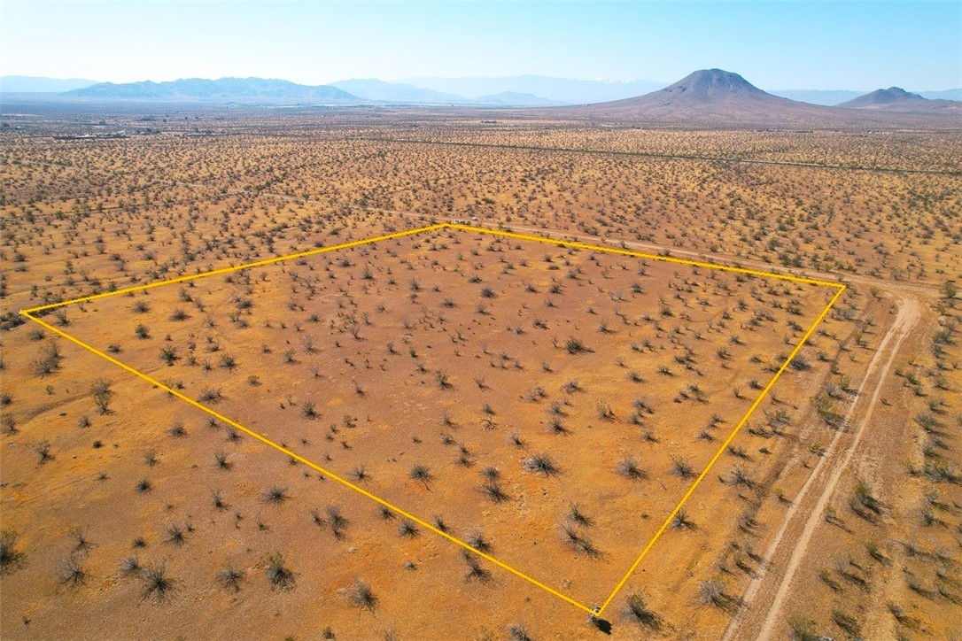 0 Langley Street, Apple Valley, California 92307, ,Land,For Sale,0 Langley Street,CRHD23081461