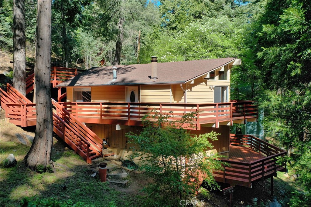 26258 Lake Forest Drive