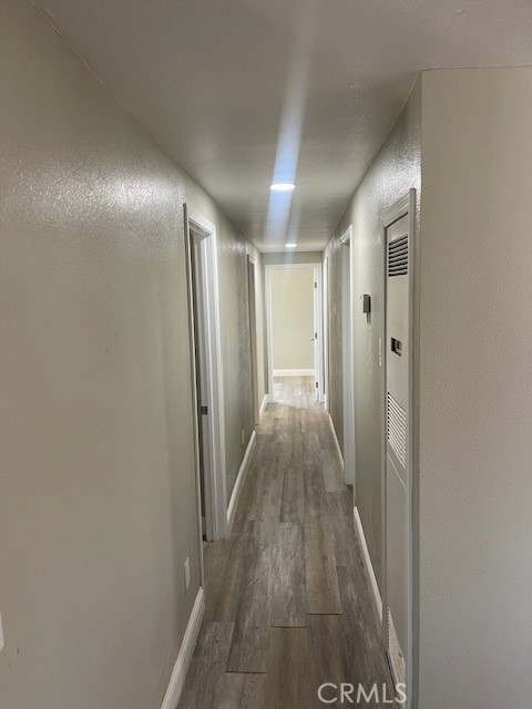 Detail Gallery Image 6 of 29 For 1925 62nd St W., Rosamond,  CA 93560 - 3 Beds | 2/1 Baths
