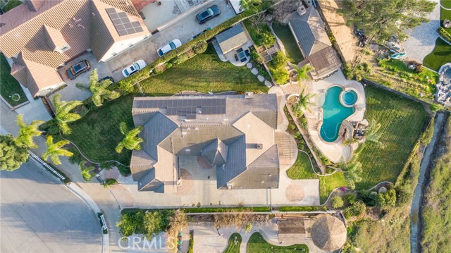 Detail Gallery Image 5 of 62 For 290 Cross Rail, Norco,  CA 92860 - 5 Beds | 4/1 Baths