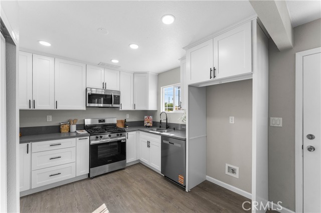 44008 Hoban Avenue, Lancaster CA: https://media.crmls.org/medias/d623457c-855d-49fe-956c-cf3e71b3d6a9.jpg
