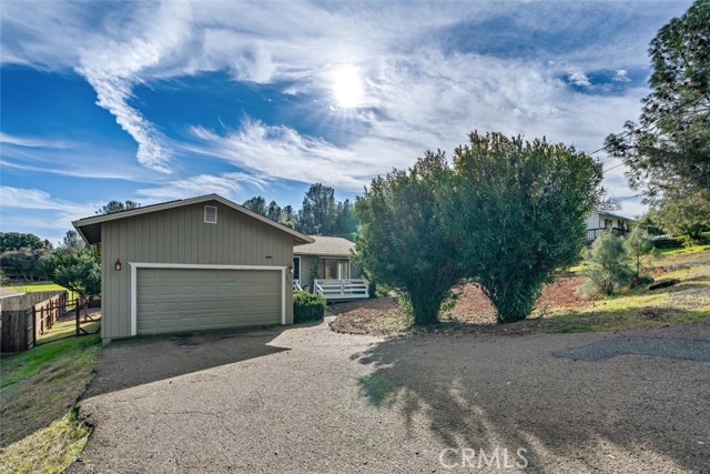 Detail Gallery Image 3 of 29 For 4674 Hawaina Way, Kelseyville,  CA 95451 - 3 Beds | 2 Baths