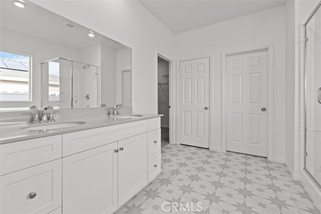 Detail Gallery Image 9 of 17 For 7556 Nectarsweet Dr, Riverside,  CA 92507 - 4 Beds | 2 Baths