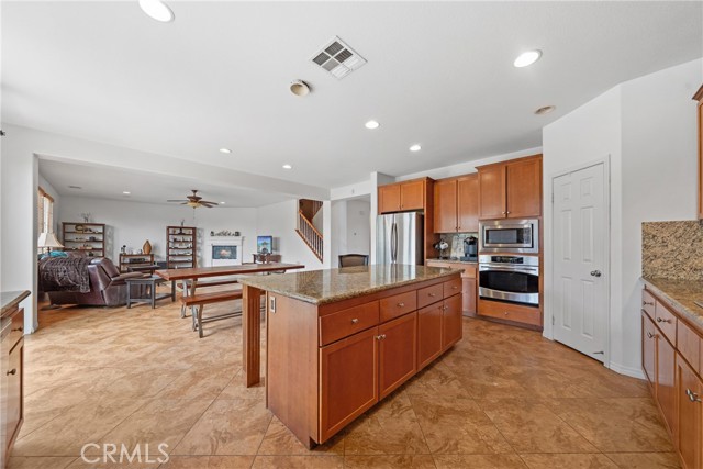 31637 Meadow Lane, Winchester CA: https://media.crmls.org/medias/d625b735-6eab-4299-9e7d-66657ad61bfc.jpg