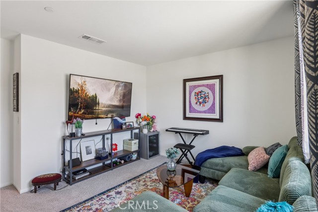 Detail Gallery Image 27 of 69 For 27214 Felsic Dr, Menifee,  CA 92585 - 5 Beds | 2/1 Baths
