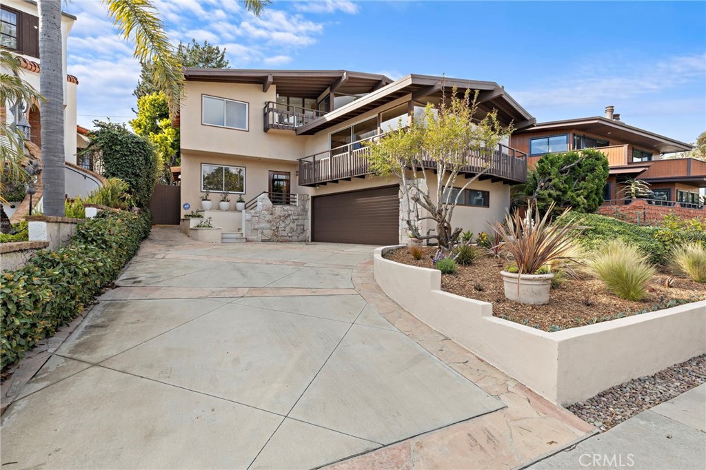 159 Crescent Bay Drive
