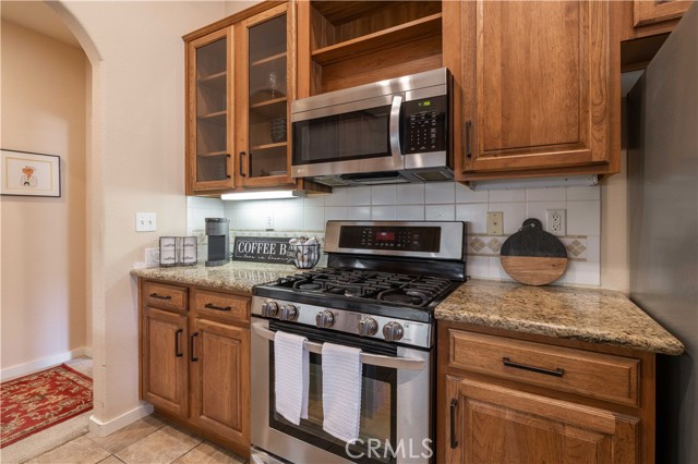 337 Pine Lane, Big Bear City CA: https://media.crmls.org/medias/d6269096-53b3-43d6-9b3f-a73f54e3b740.jpg