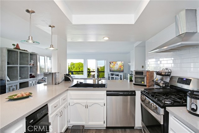 Detail Gallery Image 13 of 41 For 912 W 18th St 3a,  San Pedro,  CA 90731 - 2 Beds | 2 Baths