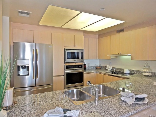 Detail Gallery Image 7 of 30 For 850 E Ocean Bld #1403,  Long Beach,  CA 90802 - 2 Beds | 2 Baths